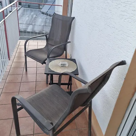Apartamento Rhein Cornea4 *