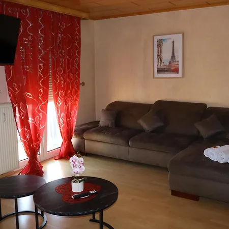 Rhein Cornea4 Apartamento *