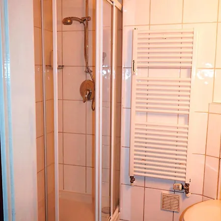 Rhein 4 *